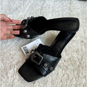 Brand new, tag on HM 2 inch heels. Summer perfect